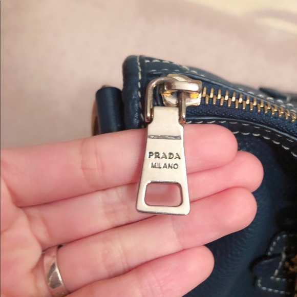 PRADA Bauletto Vitello Daino in Cobalto - Picture 3 of 8